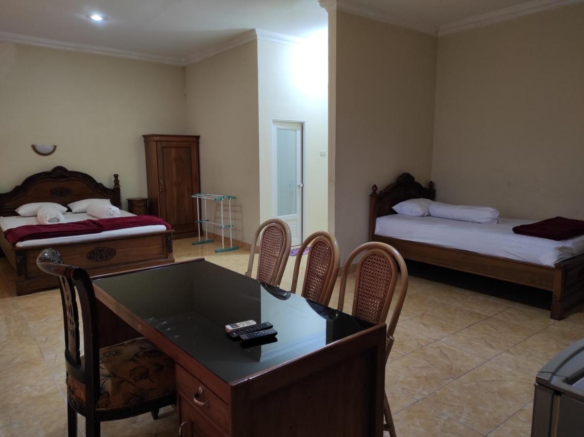 Hotel Randik Sekayu 외부 사진